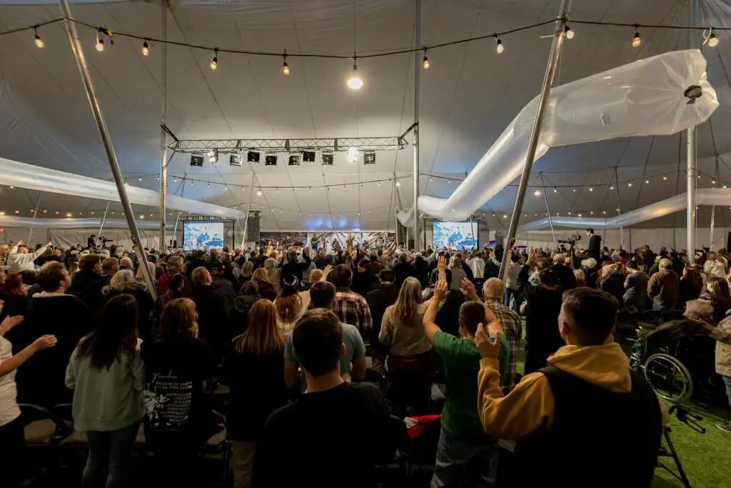 Powerful night in California featured image
