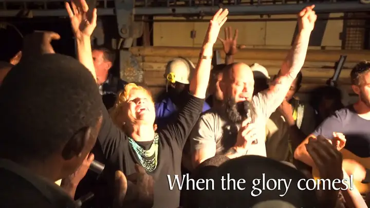 WWM - When glory comes! key art
